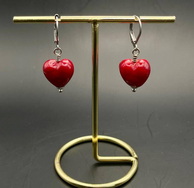Rotes Herz Statement Lampwork Moderne Ohrringe, Valentinstag Frauen Geschenk, Murano Boho Glasschmuck, Alltägliche Ohrringe Rotes Herz Statement Lampwork Moderne Ohrringe, Valentinstag Frauen Geschenk, Murano Boho Glasschmuck, Alltägliche Ohrringe von MagicLampworkjewelry
