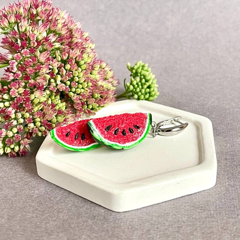 Wassermelone Ohrringe Handmade Obst Miniaturessen Schmuck Beeren Baumeln Wassermelone Ohrringe Handmade Obst Miniaturessen Schmuck Beeren Baumeln von MagicLampworkjewelry