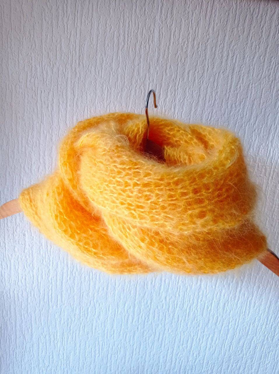 Schals, Schal, Tuch, Ukraine, Stop War, Handgemachte Damenschals, Schals Für Frauen, Weiche Strickschals von MagicMeowToys