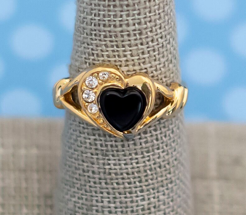Vintage Gothic Herz Strass Ring Von Avon Gr. 6 3/4 - M14 Vintage Gothic Herz Strass Ring Von Avon Gr. 6 3/4 - M14 von MagicalByMagical