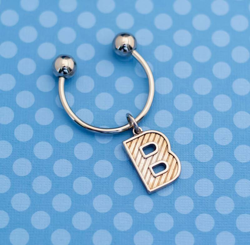 Vintage Initial "B" Silber Ton Schlüsselanhänger Von Avon - M12 von MagicalByMagical