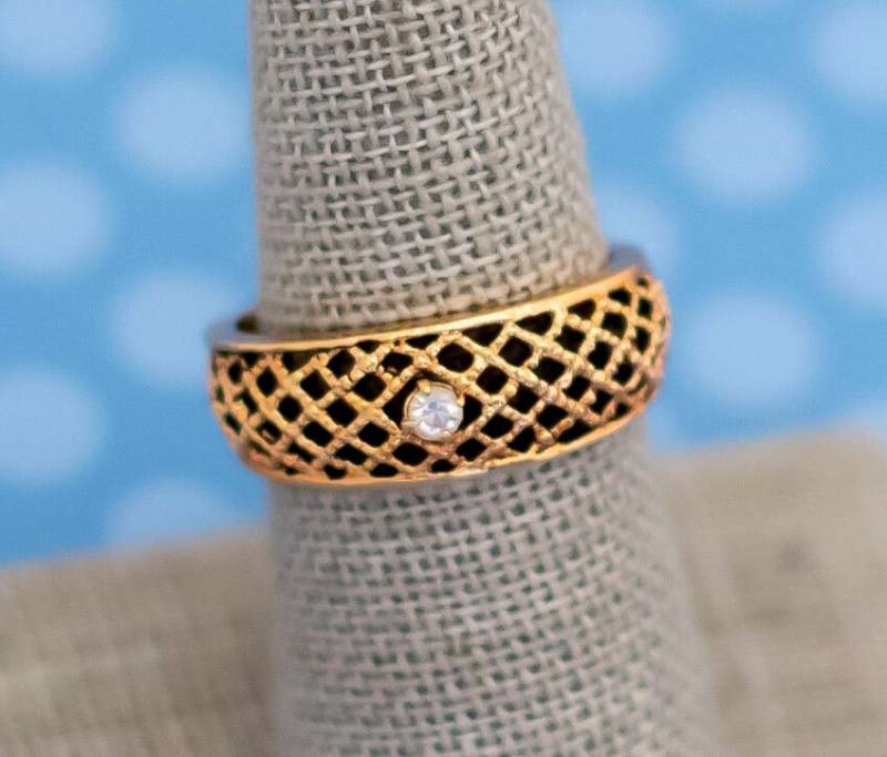 Vintage Mid Century Gold Ton Strass Ring Von Avon Größe 7 - M11 von MagicalByMagical