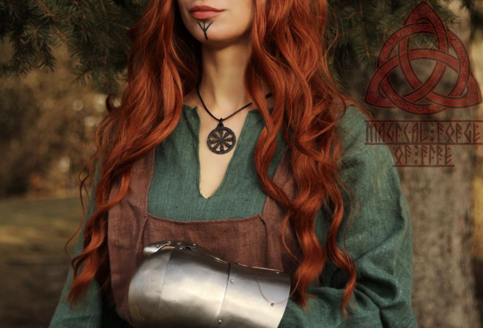 Handgeschmiedeter Eisen Helm Des Ehrfurchtamuletts von MagicalForgeOfFire