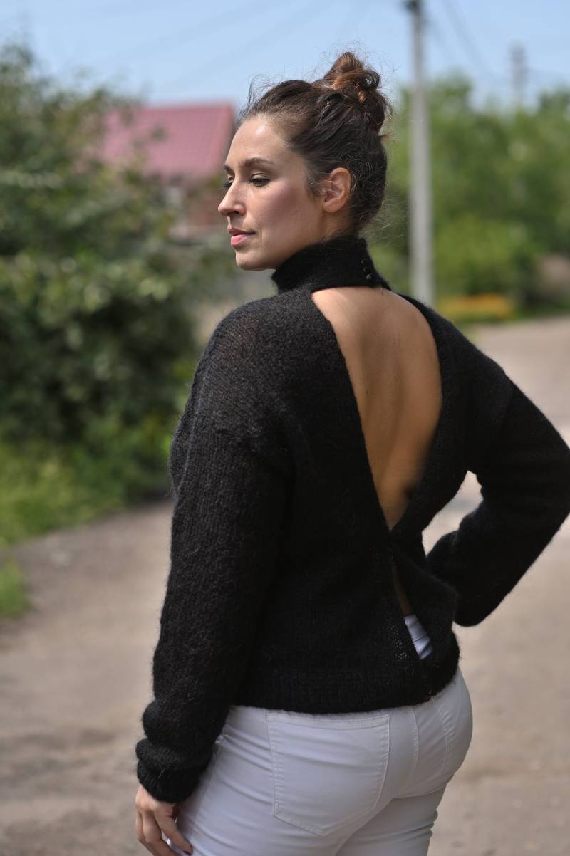 Mohair Öffnen Sie Zurück Pullover Mit Knopf Rollkragenpullover Handgestrickter von MagicclewByLesia