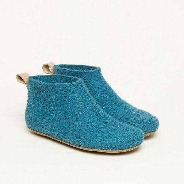 Magicfelt 743 Hüttenschuhe aus 100% Merino-Wolle - Hausschuh für Damen & Herren - Made in Tirol - Hochwertige & robuste Ledersohle von Magicfelt