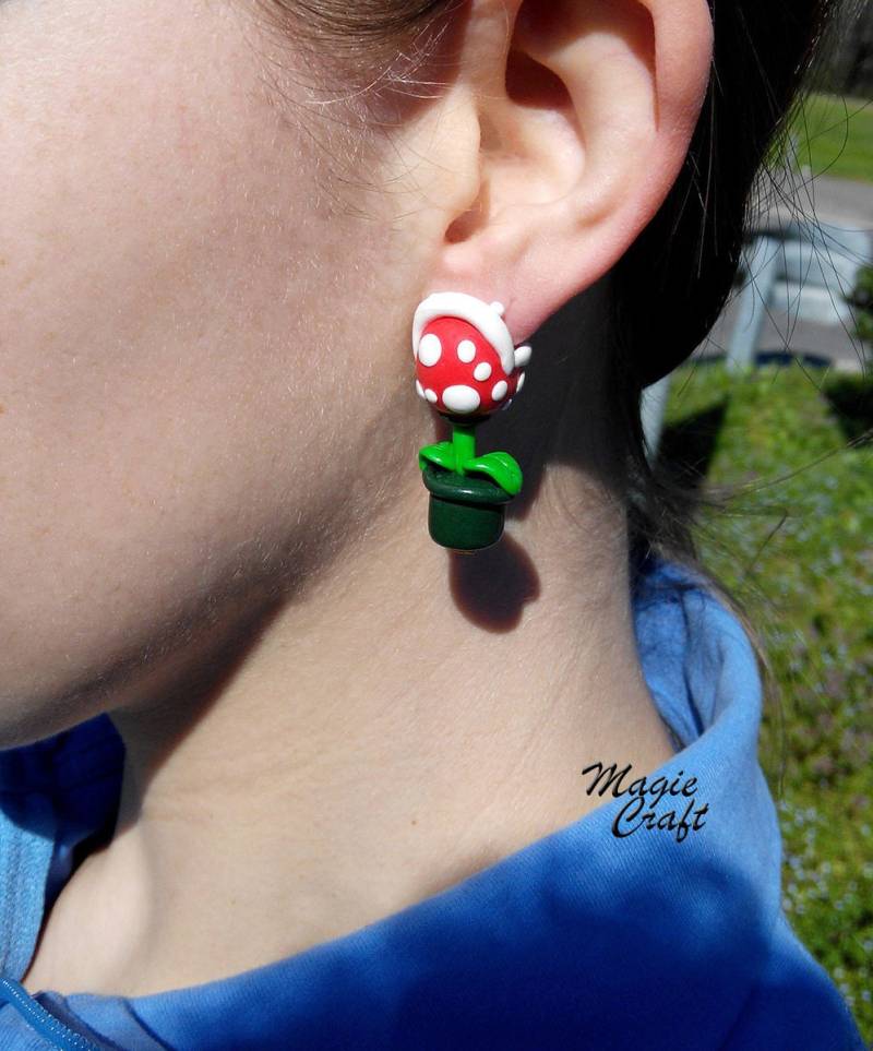Pendientes Planta Piraña Super Mario Pendientes Planta Piraña Super Mario von MagieCraft