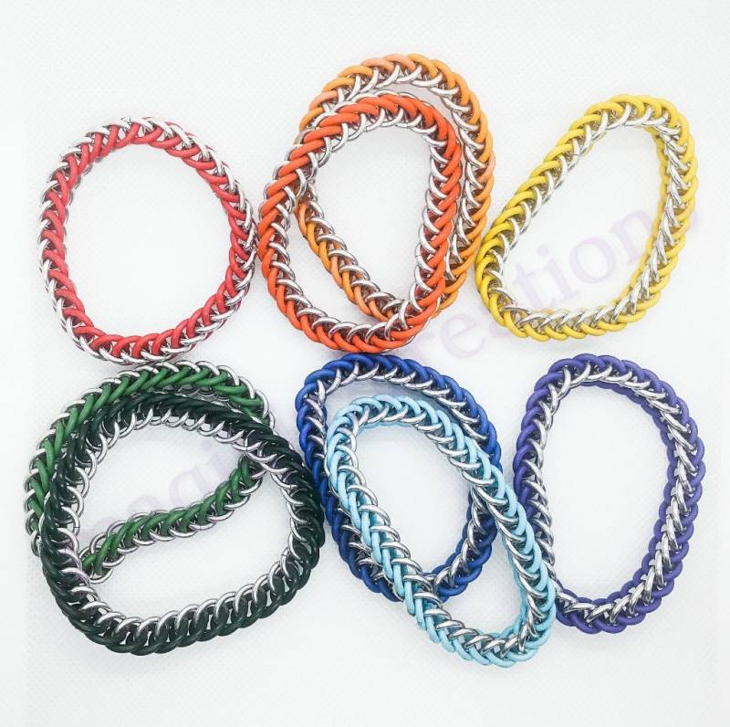 Dehnbares Chainmaille Armband Dehnbares Chainmaille Armband von MagikjazCreations