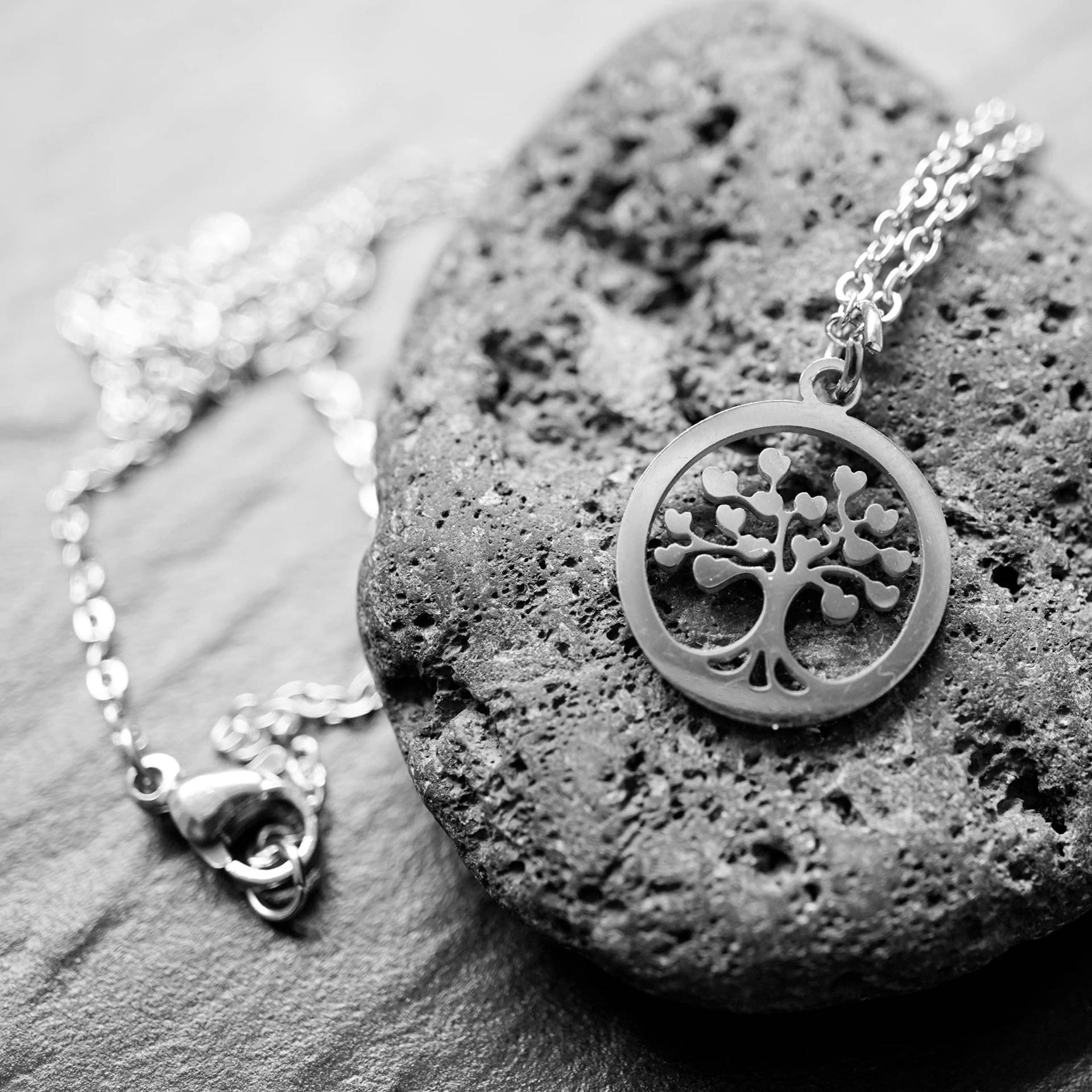 Lebensbaum - Laser Cut Tree Of Life Anhänger Aus Edelstahl Mit Kette Symbolschmuck Halskette von MagischeWeltAvalon