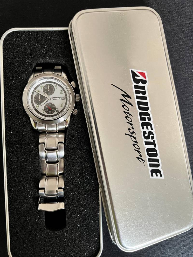 Chronograph Rennsport Quarz Uhr - Racing Von Bridgestone 1980 Vintageuhr, Miyota Seiko Japan Uhrwerk Mit Datum, Tachymeter Neu in Ovp von MagischeWeltAvalon