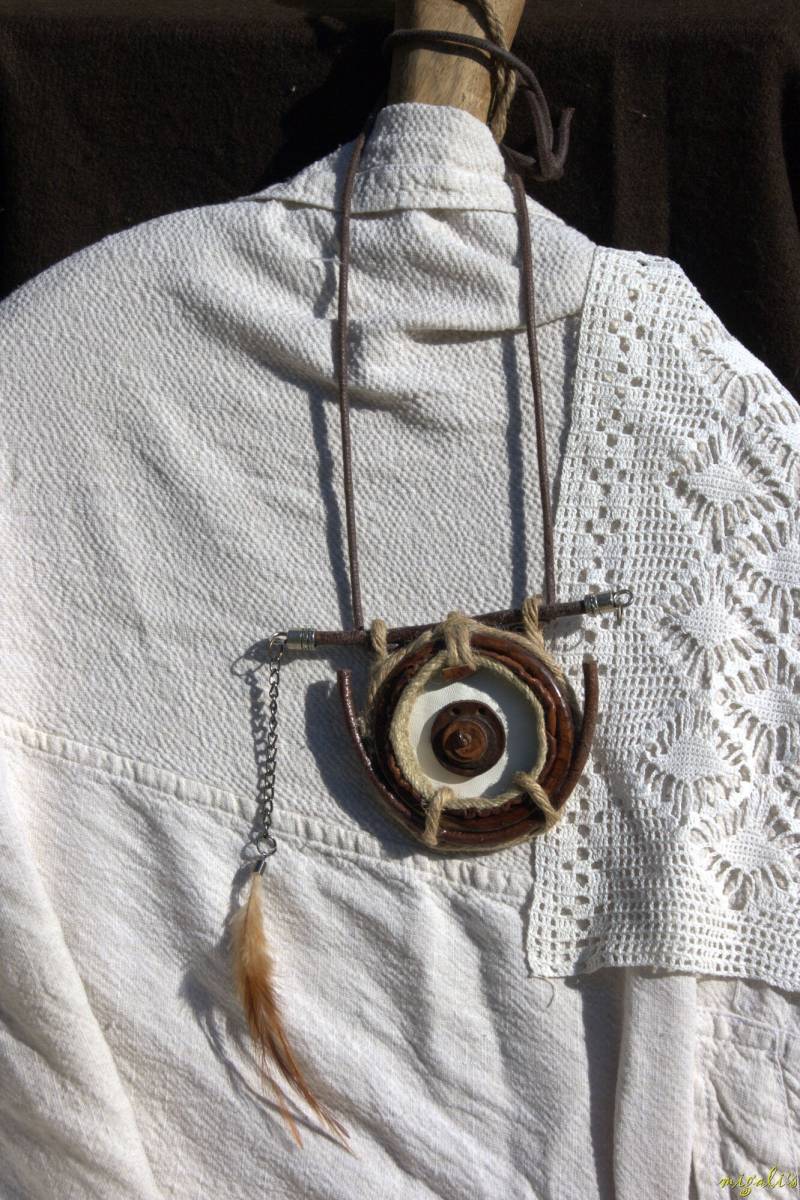 Federtraum Kette in Einer Welt in Der Viele Dinge Massenproduziert Werden, Machen Wir Handgemachte Schönheiten Frauen Halskette, Einzigartiger von MagmaraCreations