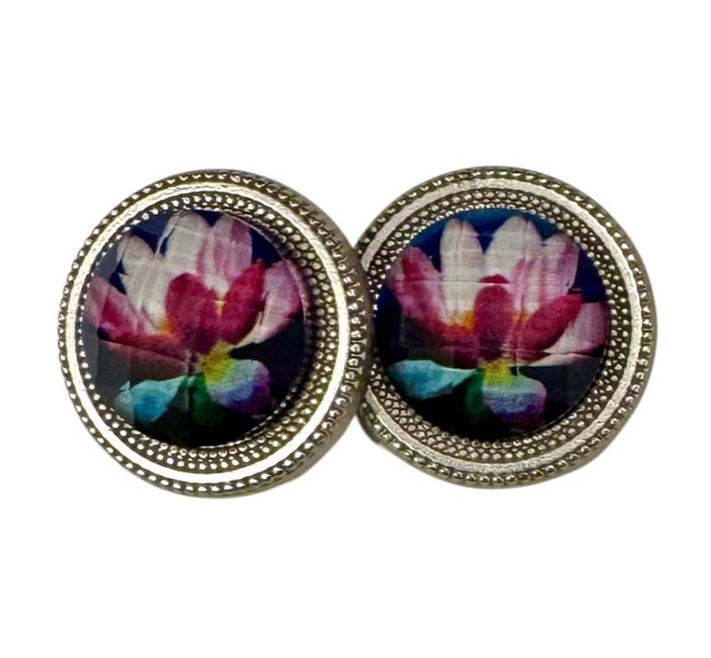 Lotus Blumen Pullover Und Schal Magnet Pin Set von MagneButton