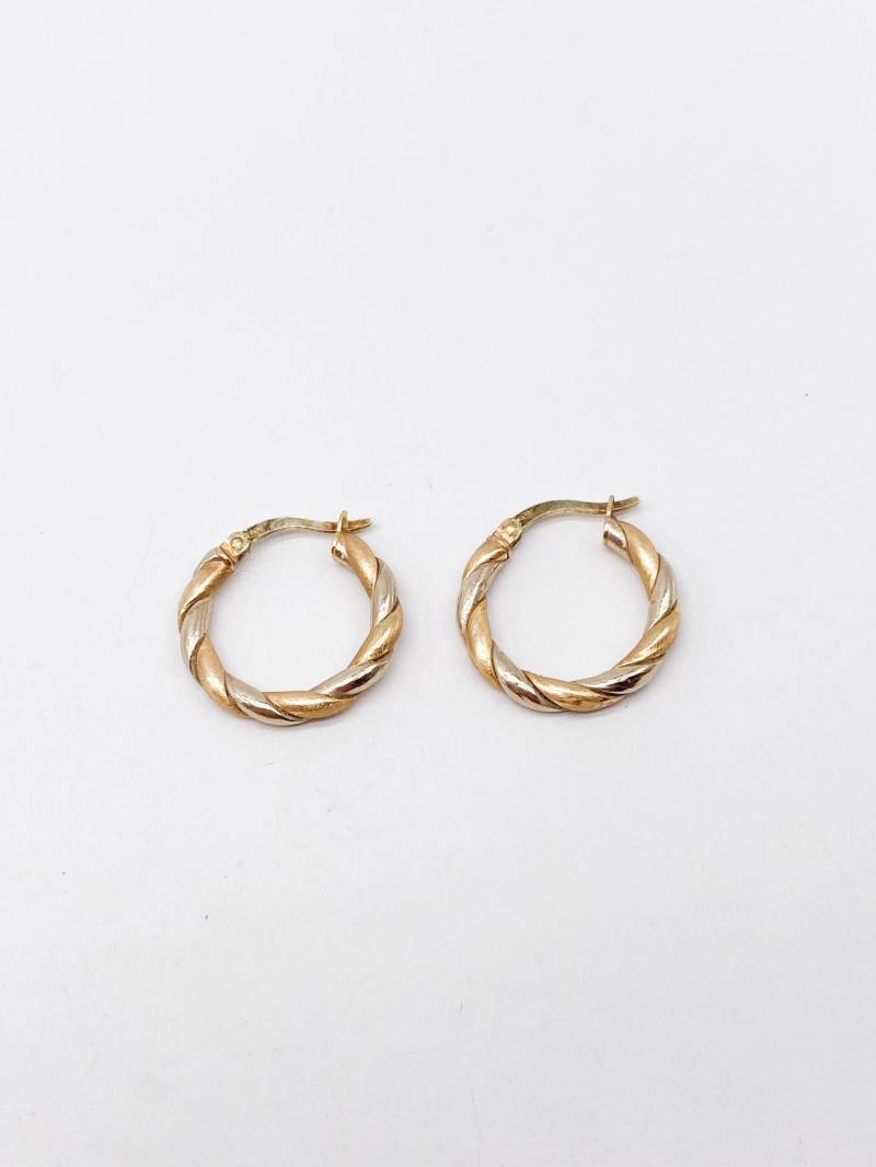 585 Gold 14K Vintage Ohrringe Kreolen Creolen Mit Wunderschönem Muster Echtes Mittelgroß von MagnetBerlin