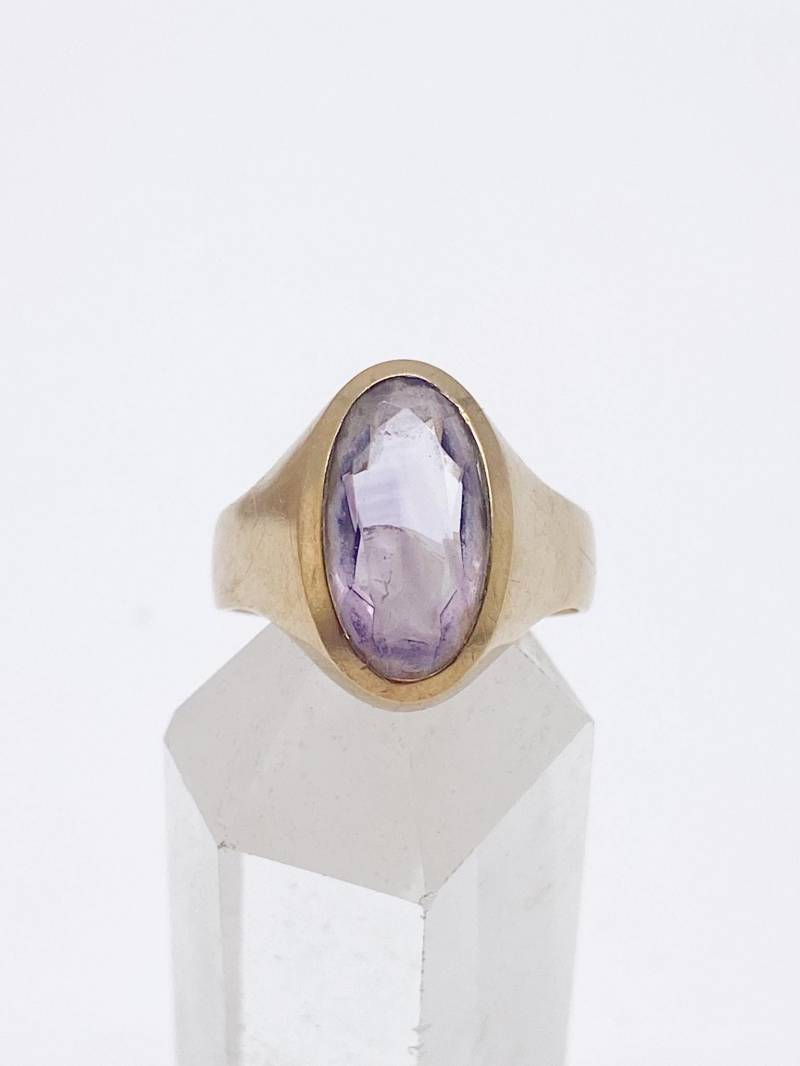 60Er Jahre 8K 333Er Goldring Mit Amethyst Stein - Größe 52 16, 5 Mm von MagnetBerlin