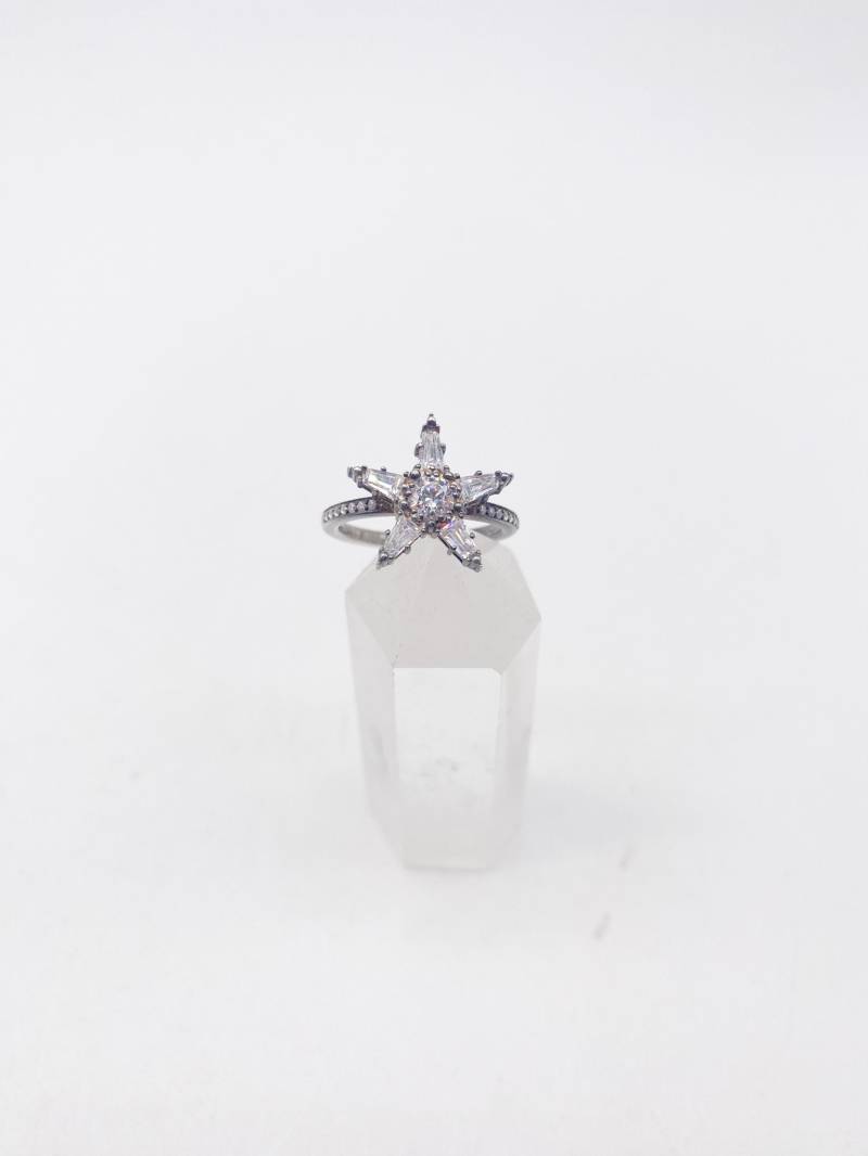 Echter Thomas Sabo Cubic Zirkonia Sterling Silber Ring 925 Größe 52 16, 6 Mm von MagnetBerlin