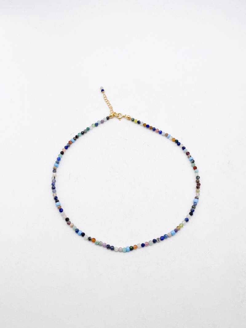 Handgemachte Kette Mit Bunten Edelsteinen Und 925 Silber Verschluss Vergoldet von MagnetBerlin