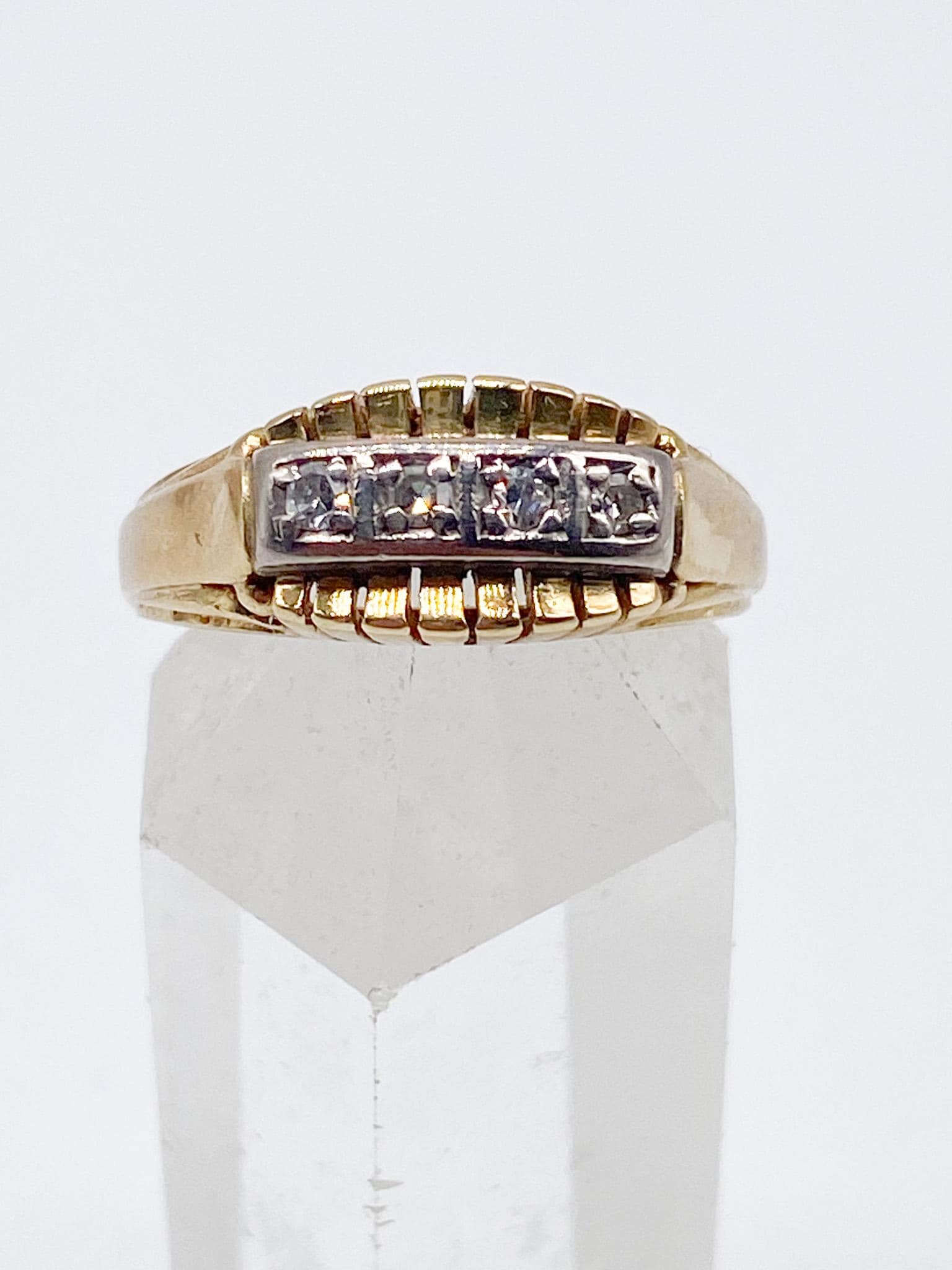 Massiver 60Er Jahre 14K Gelbgold Ring Goldring Mit Diamant Brilliant Steinen 585Er - Größe 56/57- 18 Mm von MagnetBerlin