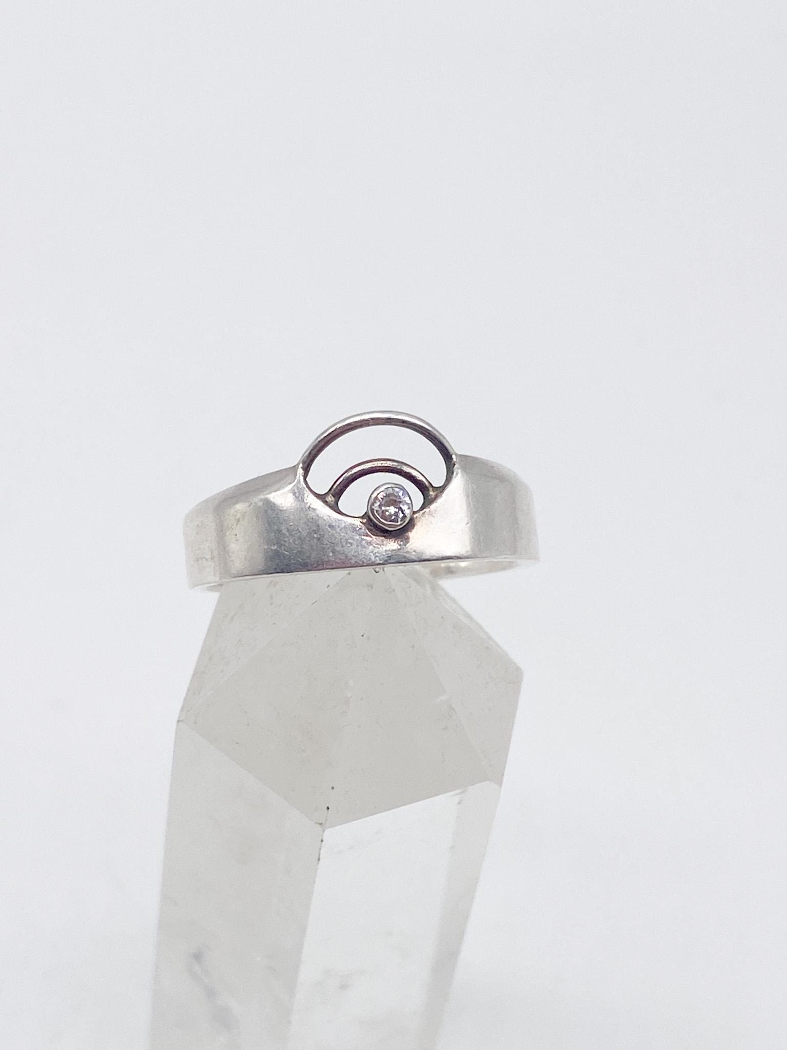 Vintage Ring 925 Silber Mit Weißem Stein Größe 56/57 - 18 Mm von MagnetBerlin