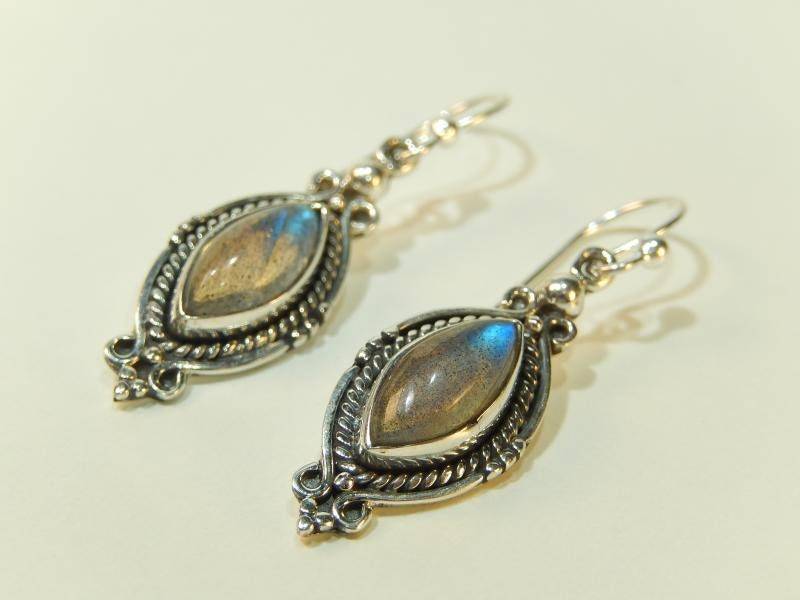 Labradorit Ohrringe Aus 925Er Sterlingsilber in Vinatge Stil Navette Form Echte Edelsteine Damen Ohrhänger Schmuck Damenohrringe Haken von MagnoKreativ