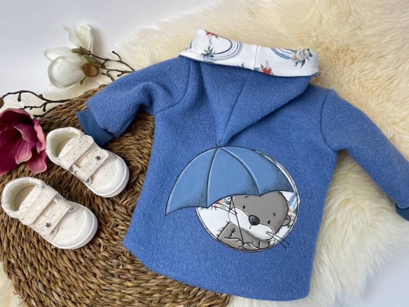 Walkjacke Baby Gr. 68/ Stickerei Blau Regenbogen Holzknöpfe von MagnoliaCottonCraft