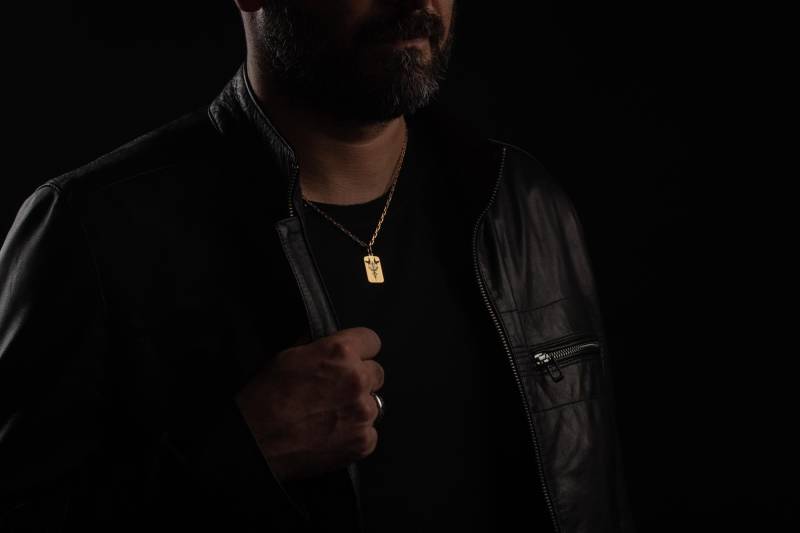 Gravierte Sterling Silber Halskette Für Männer - Individuell Handgefertigter Anhänger von MagnoliaMen