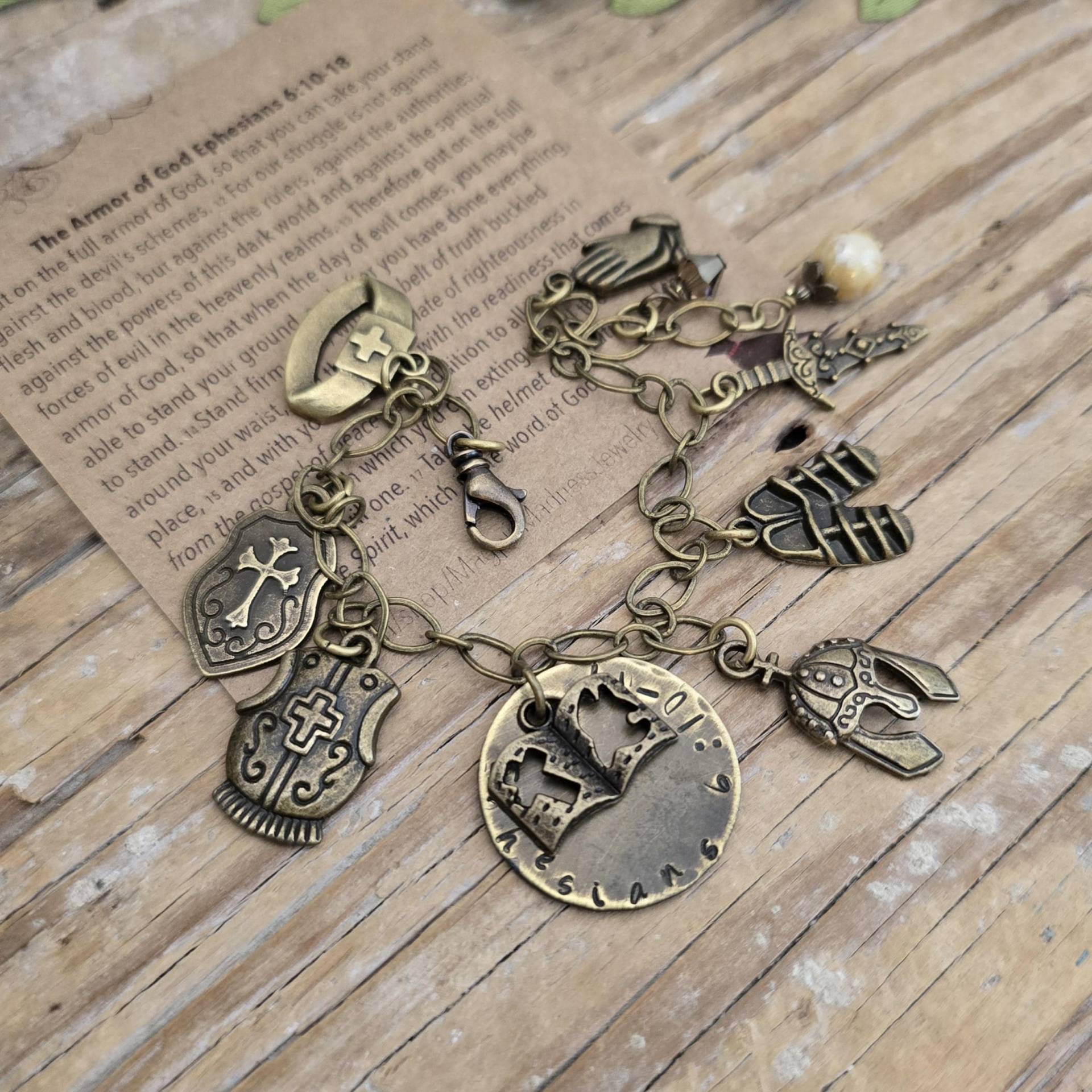 Bronze Rüstung Gottes Bettelarmband, Gestempelt Epheser Schrift von MagpieMadnessJewelry