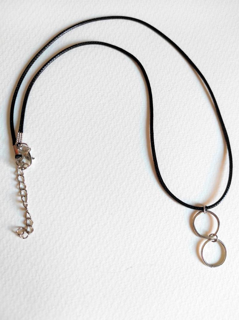 Schwarze Kette Mit Ringen Anhänger - Verstellbar von MagpieSui