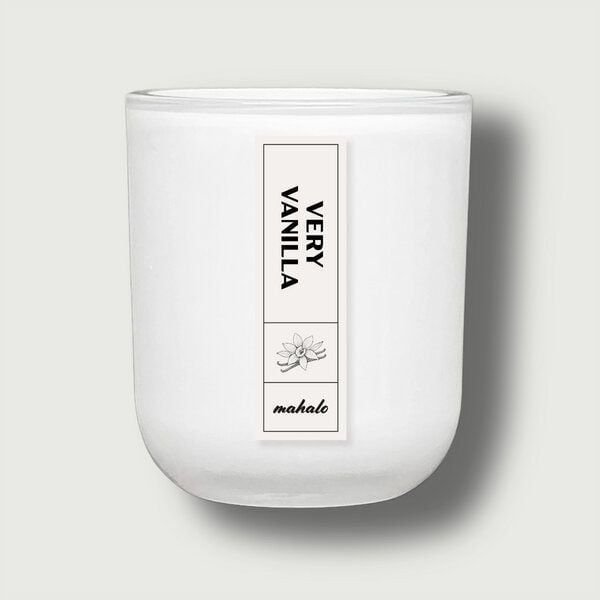 mahalo Duftkerze aus Sojawachs - VERY VANILLA - Vanille • Tonkabohne • Puderzucker von Mahalo