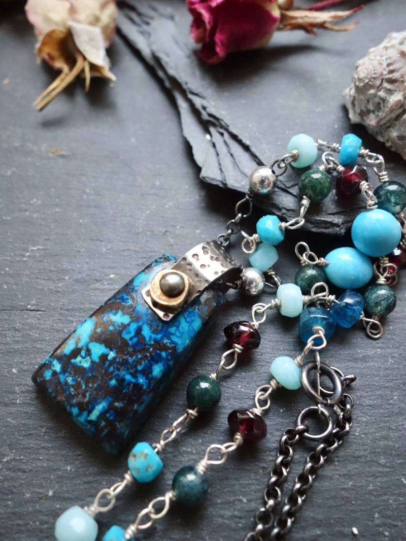 Azurit Anhänger Handwerker Halskette | Oxidierte Boho Rosenkranz Kette Blau Türkis Stein Rustikale Unikat von MahamudraDesign