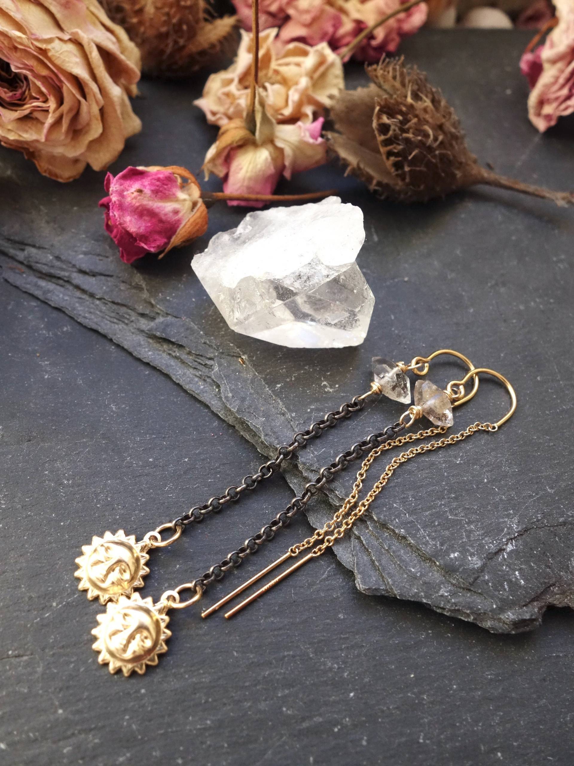 Herkimer Diamant Einfädler Ohrringe | Oxidierte Silber, 14K Gold Sonnen Anhänger von MahamudraDesign