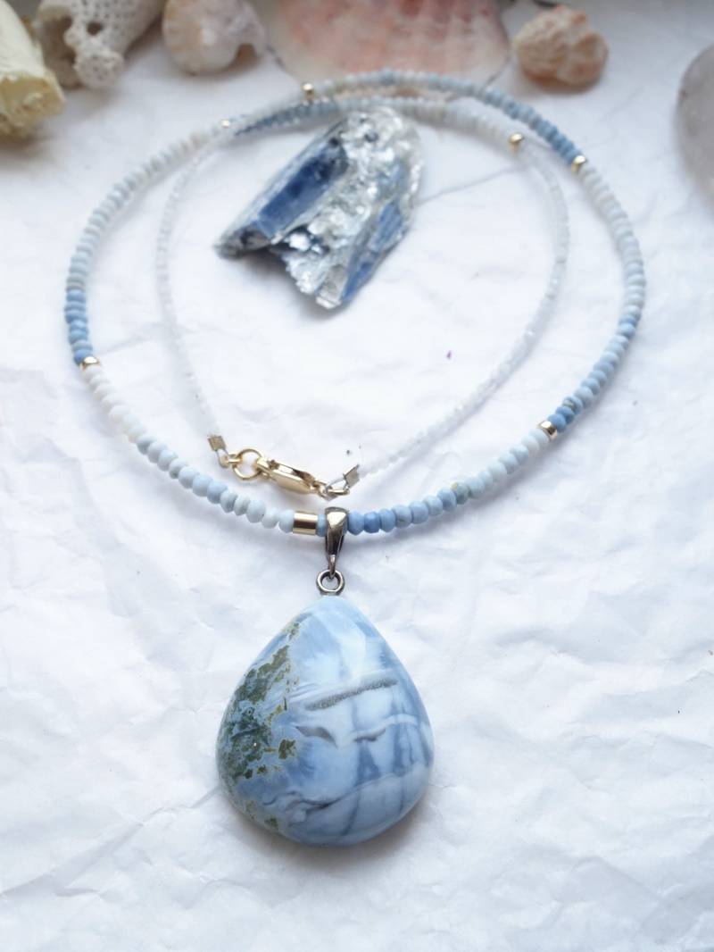 Owyhee Opal Tropfen Anhänger Halskette, Perlen Stein, 14K Gold Fill Verschluss von MahamudraDesign