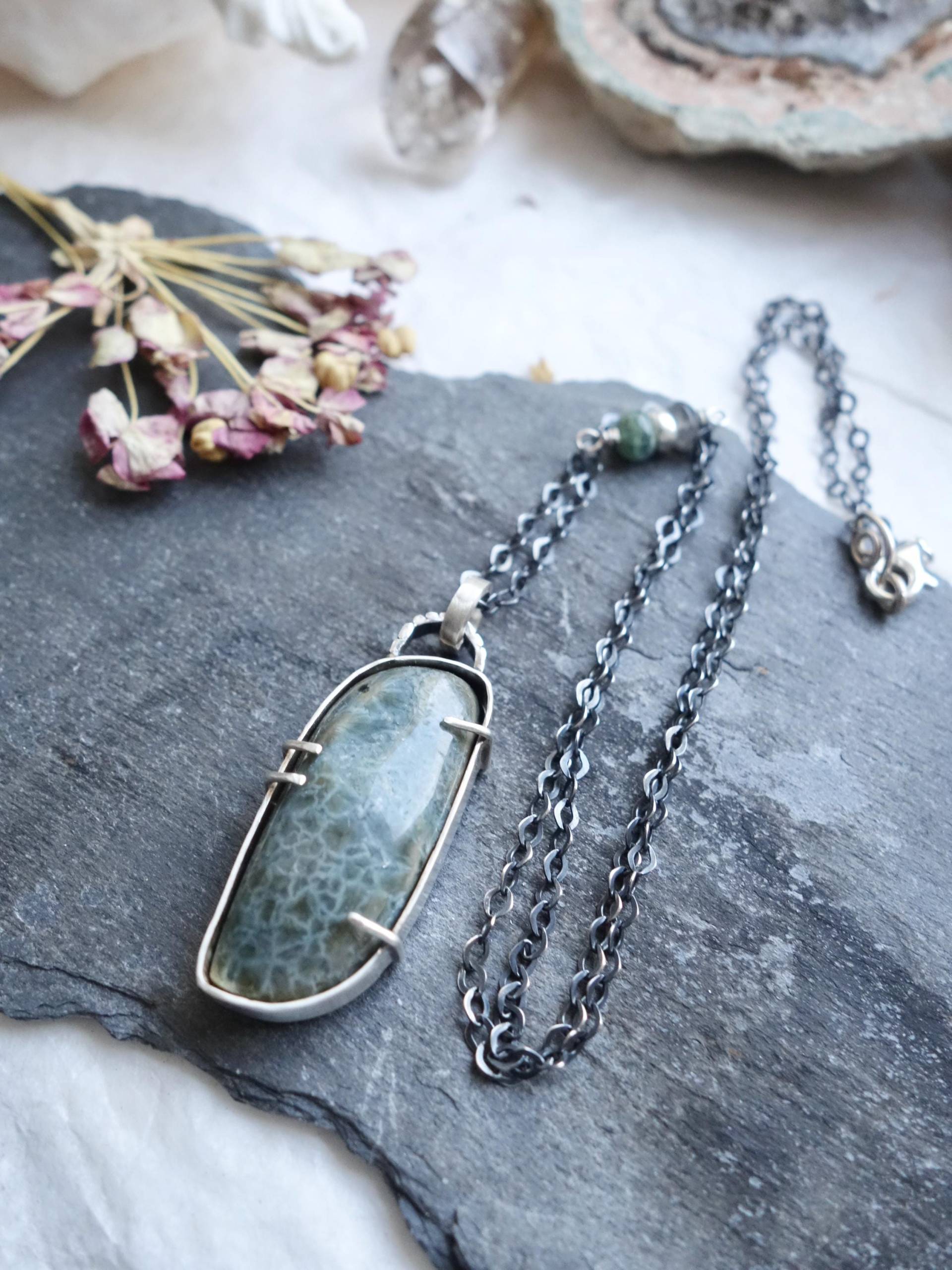 Ozean Jaspis Anhänger Oxidierte Kette Halskette | Rustikale Grüner Stein Layering Boho Schmuck Ozean Jaspis Anhänger Oxidierte Kette Halskette | Rustikale Grüner Stein Layering Boho Schmuck von MahamudraDesign