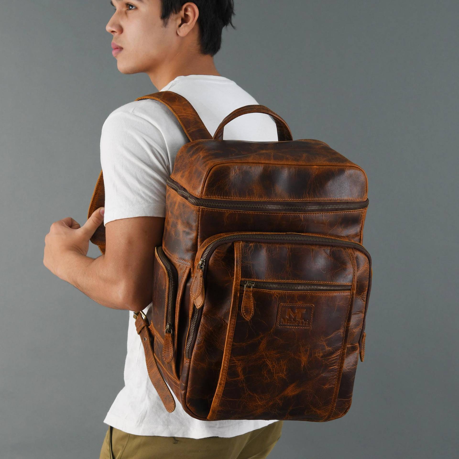 Handgefertigte Laptop-Rucksack Aus Büffel-Leder Karamellbraune Büro-Rucksack von MaheTri