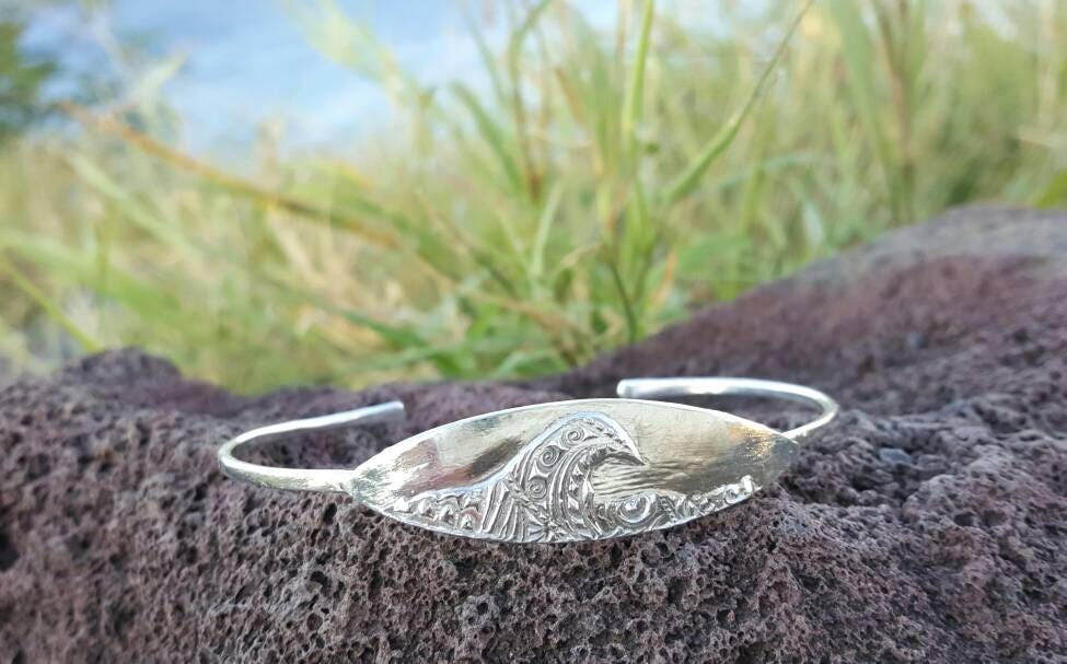 Wave Armspange Sterling Silber Von Mahina Spirit Wave Armspange Sterling Silber Von Mahina Spirit von MahinaSpirit