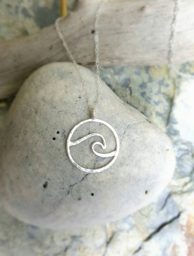 Welle Halskette Sterling Silber Welle Halskette Sterling Silber von MahinaSpirit