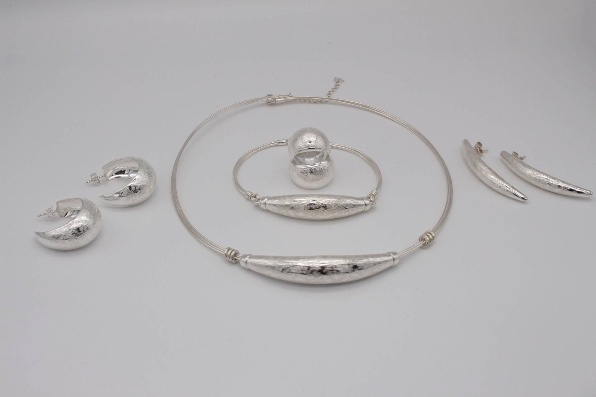 Schmuck Set 925 Sterling Silber Maßgeschneiderte Und Handgefertigte Ring, Ohrringe, Halskette Armband Für Frauen von MahiniStudio