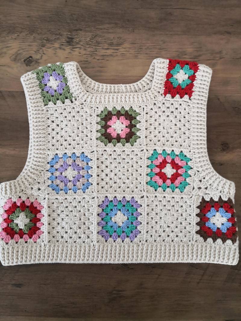 Gehäkeltes Crop, Granny Square Top, Oma Quadrat Crop, Geschenk Für Damen, Geschenk Sie, Boho Stil, Handmade von MahzaAtelier