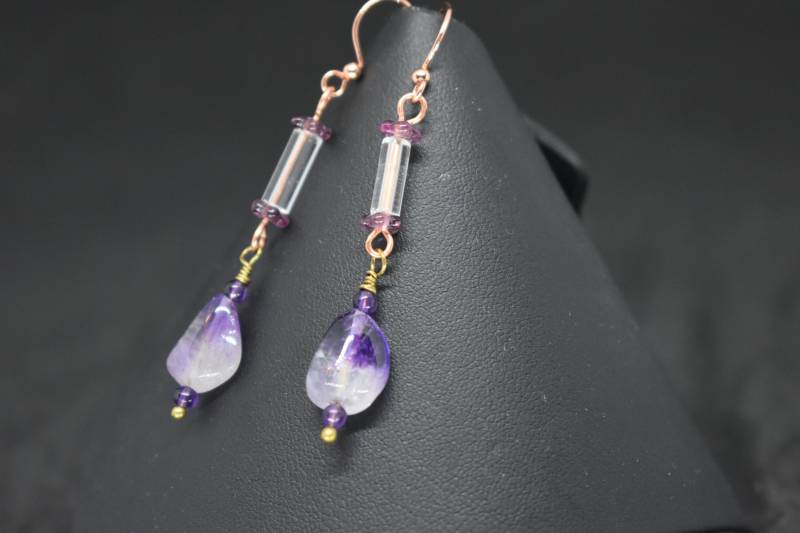 Amethyst Und Rosenquarz Ohrringe Cane Glasperlen Mit Lila Blumen Amethyst Und Rosenquarz Ohrringe Cane Glasperlen Mit Lila Blumen von MaidenMetalShop