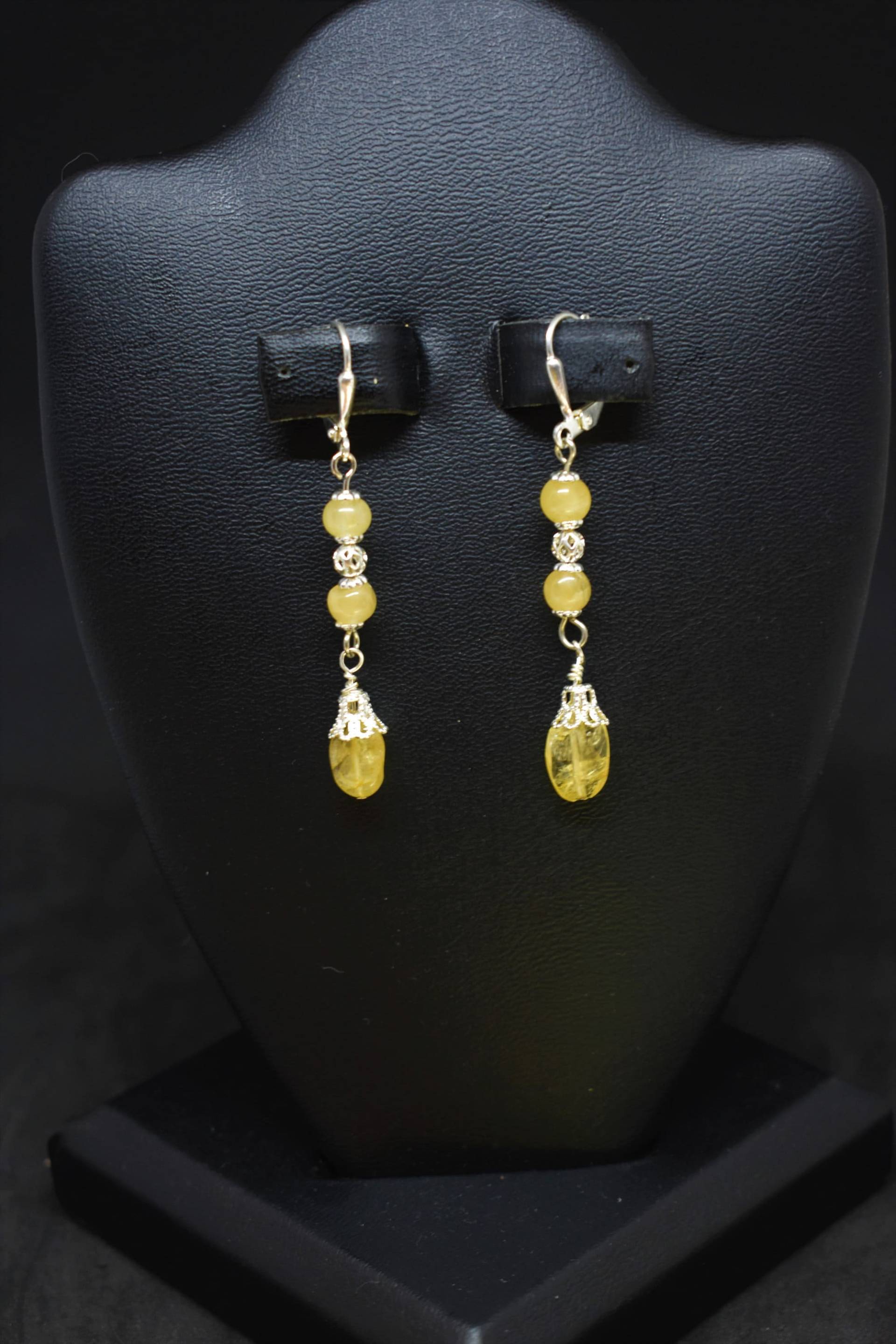 Citrin Und Creme Quarz Lange Ohrringe von MaidenMetalShop