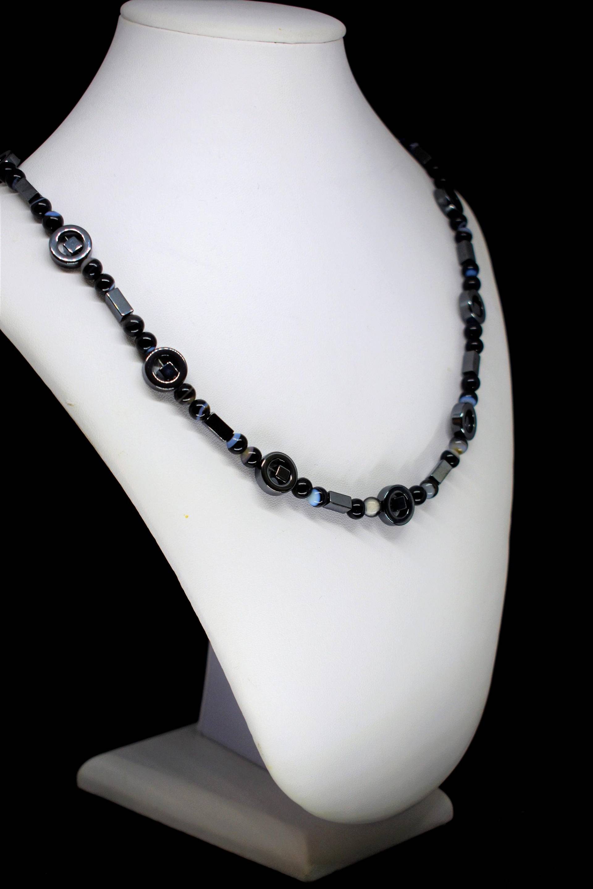 Herren Halskette Aus Hemalyke Und Achat Herren Halskette Aus Hemalyke Und Achat von MaidenMetalShop