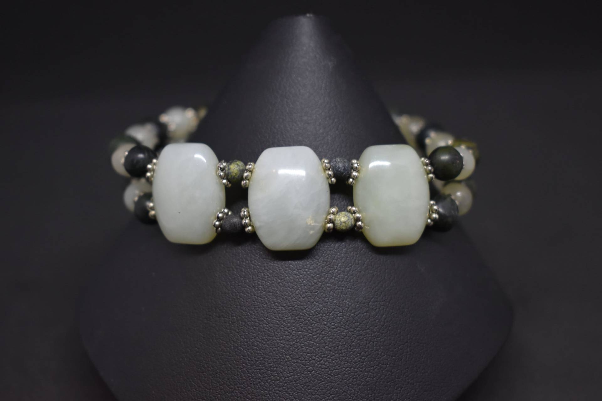 Jade Und Serpentin Armband Jade Und Serpentin Armband von MaidenMetalShop