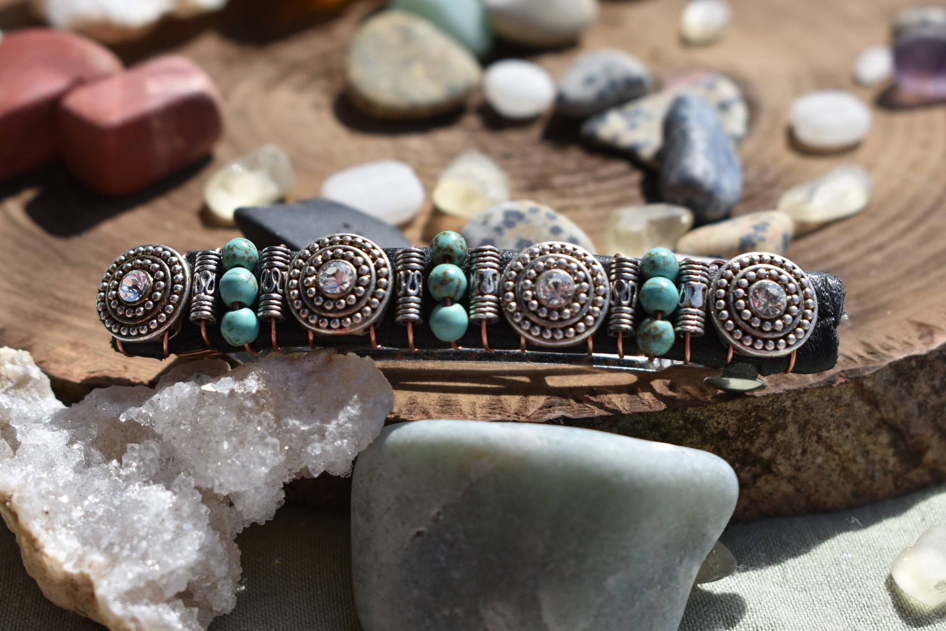 Magnesit Und Silberhaar Clip von MaidenMetalShop