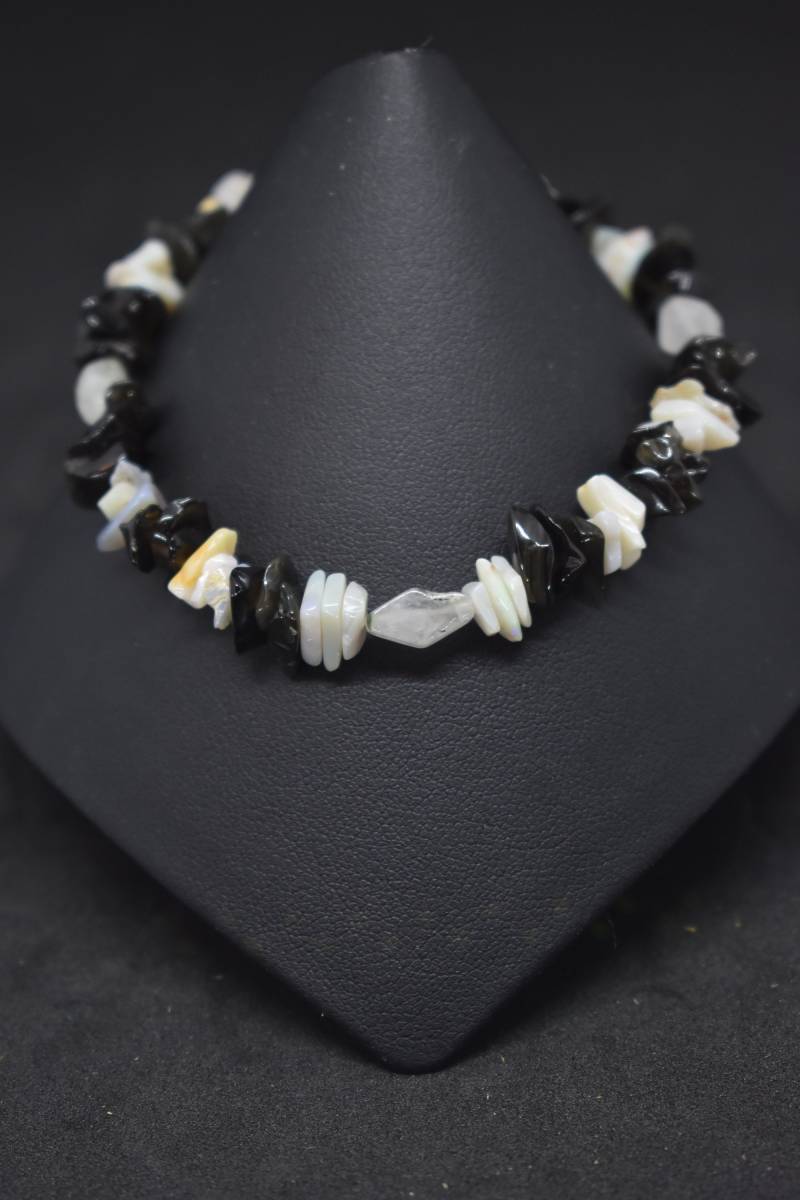 Opal Und Obsidian Chip Armband von MaidenMetalShop
