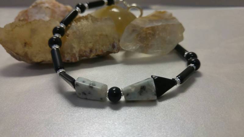 Schwarzer Achat, Sesam Jaspis Und Obsidian Armband Schwarzer Achat, Sesam Jaspis Und Obsidian Armband von MaidenMetalShop