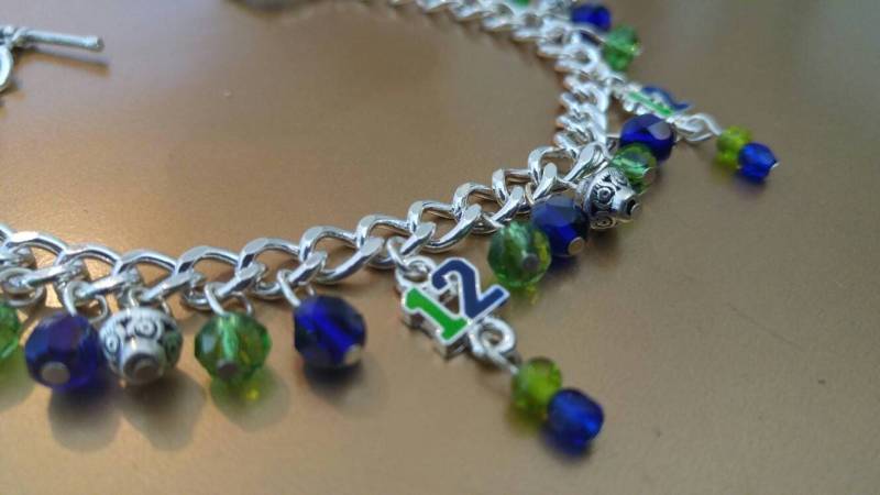 Seahawks Inspiriert Charm Armband Seahawks Inspiriert Charm Armband von MaidenMetalShop