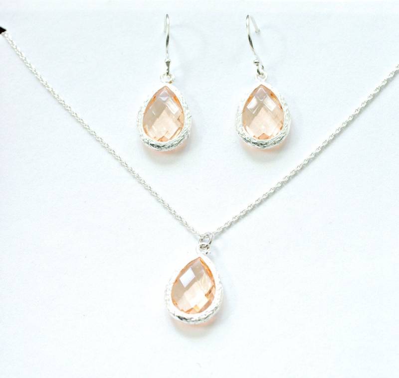 Pfirsich Teardrop Halskette Und Ohrringe Set Sterling Silber Brautjungfer Schmuck von MaidsAndTheBride