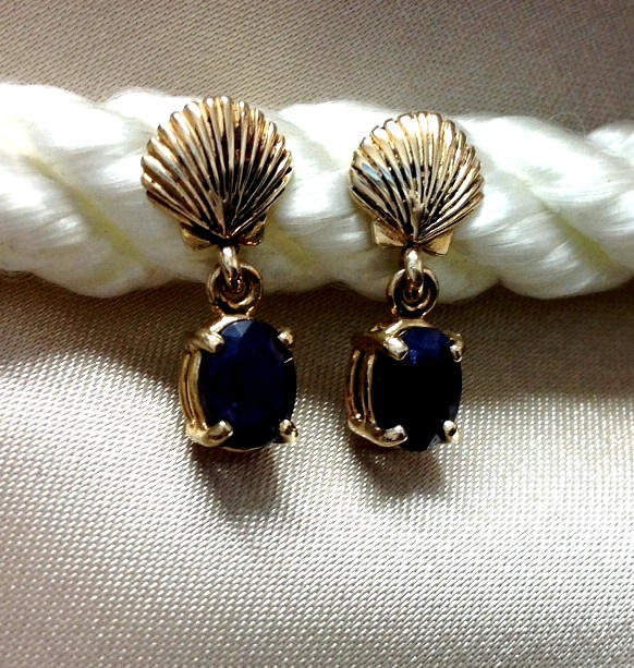 14 Kt Natürlichen Blauen Saphir Ohrhänger Ohrringe von MaidstoneDesigns