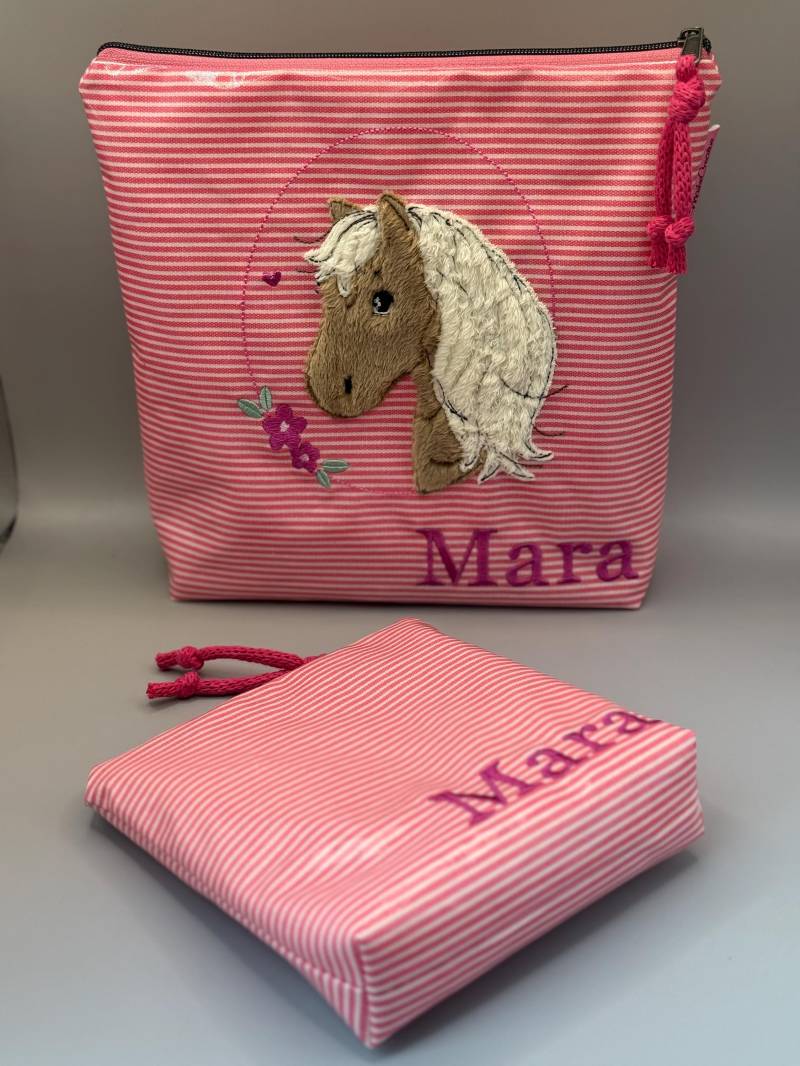 Kinder Kulturtasche Waschtasche Im Set Incl Pony Luna Auf Der Großen Tasche von MaikeCreative