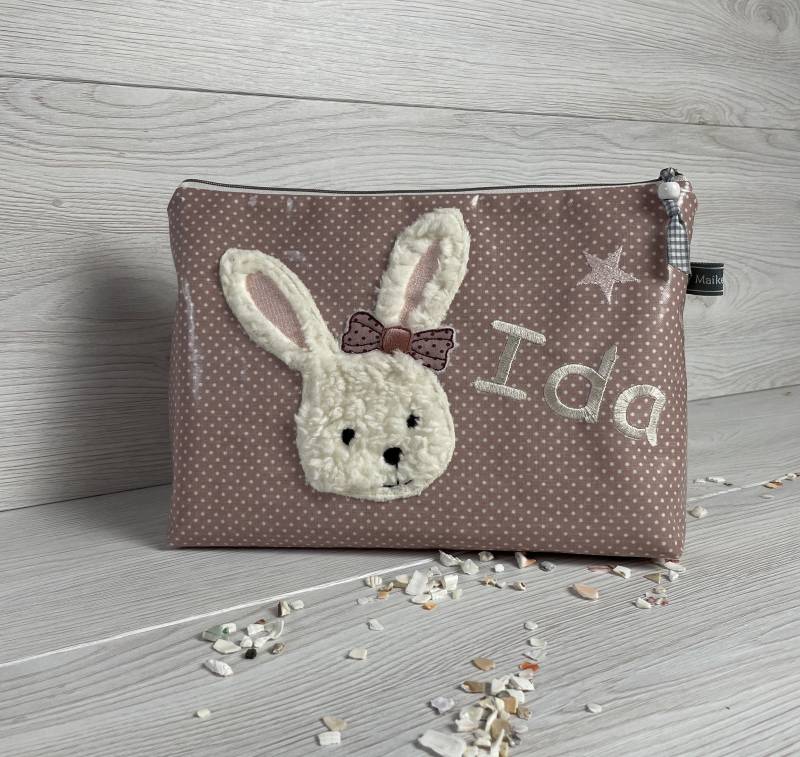 Kinder Kulturtasche Windeltasche Ida Hase Hasenmädchen Mit Wunschnamen von MaikeCreative