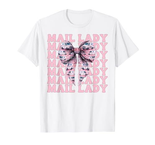 Postsendung Postangestellte Mädchen Mama Kokette Schleife T-Shirt Postsendung Postangestellte Mädchen Mama Kokette Schleife T-Shirt von Mailwomen Pink Coquette Bow Mail Carrier Gifts