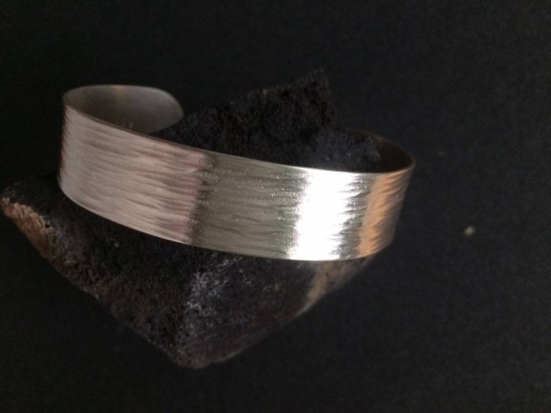 Silberarmreif "Baumrinde" Poliert, Neu Armspange Geschmiedet/Silver Bracelet Barkskin Pattern Polished [Nach Maß] von MainSilberWerk